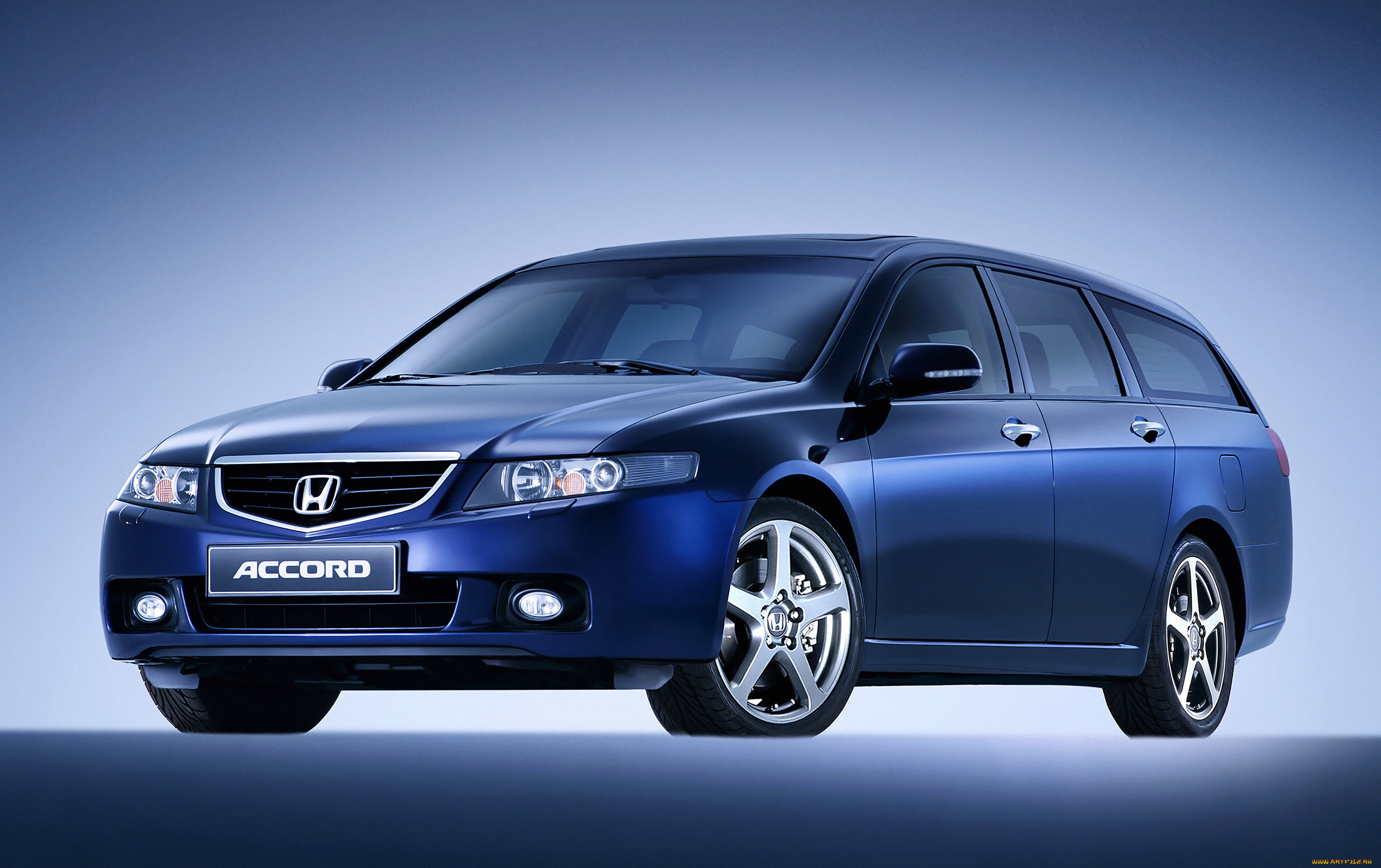 , honda, cm, tourer, accord, 